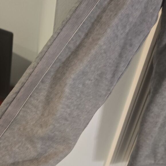 Armani Exchange Heather Gray Crewneck - Picture 6 of 10